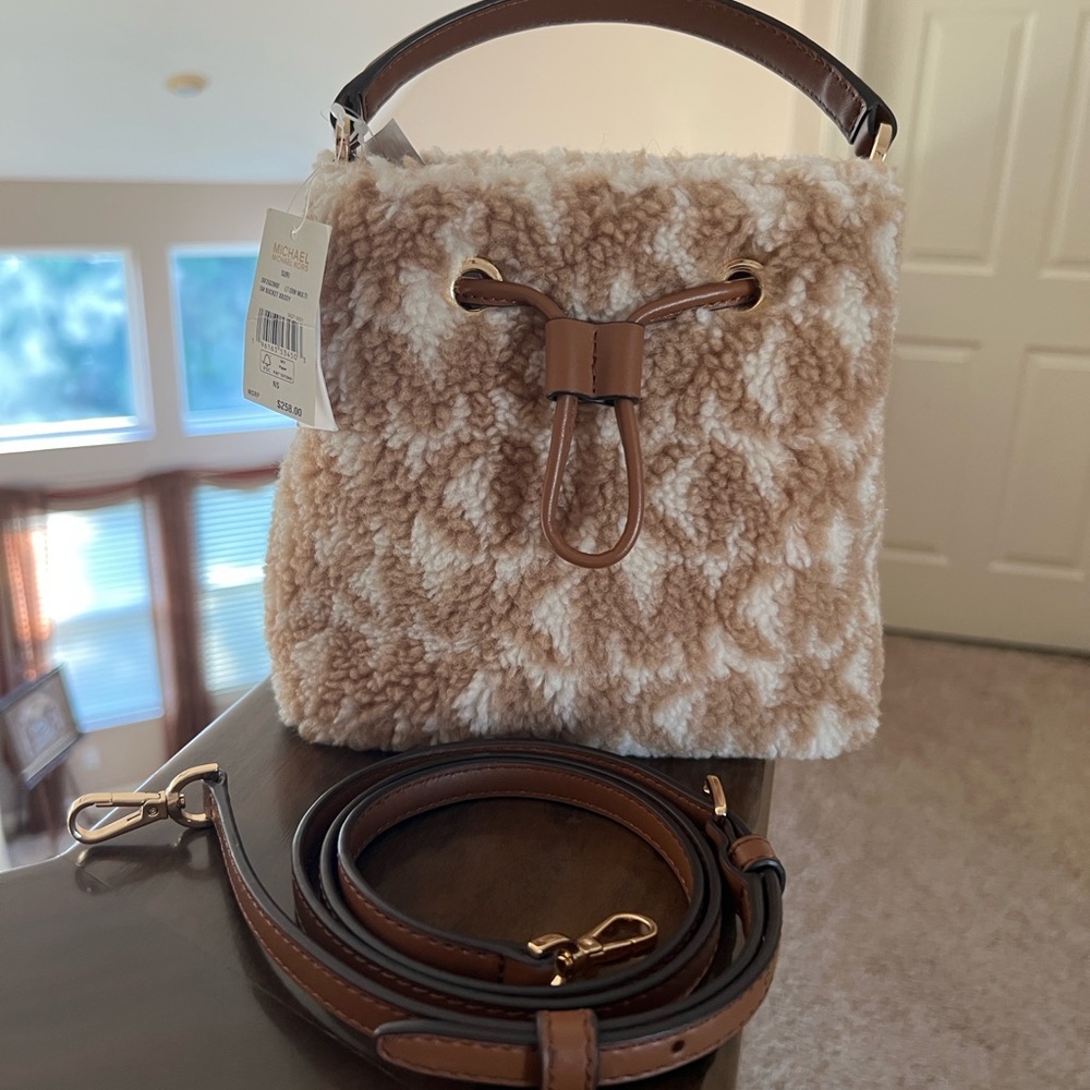 Michael Kors Suri Bag